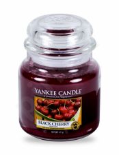 Yankee Candle Black Cherry, aromatizuota žvakė moterims ir vyrams, 411g