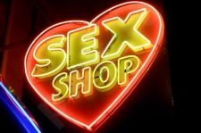 Ekskursija erotinių prekių parduotuvėje. Iki 10 žmonių.